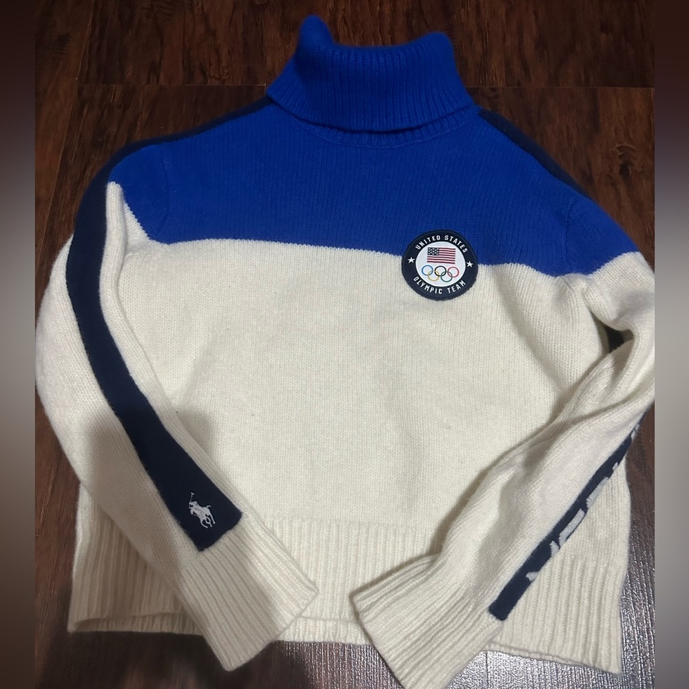 Polo turtleneck
